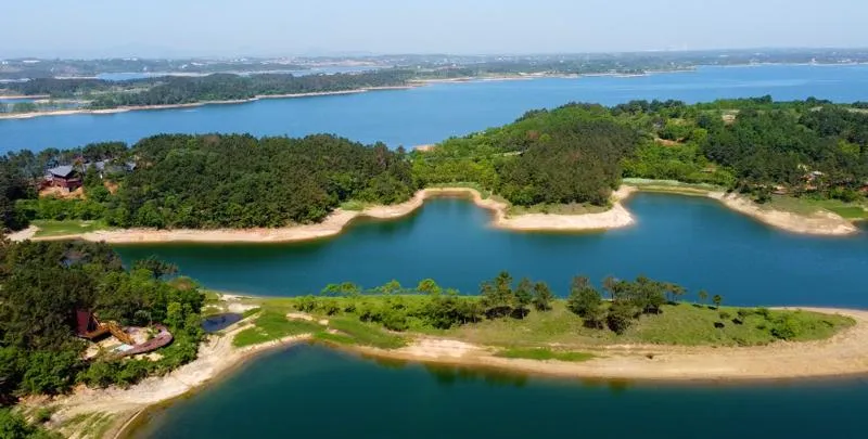 广西巴马水晶宫旅游攻略，去巴马玩3天要多少钱？巴马景点推荐