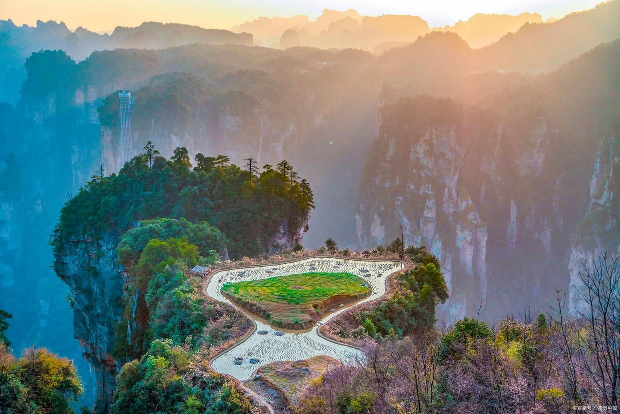 湖南旅游十二大必去景区，湖南五一自驾游最佳去处，你去过几个？